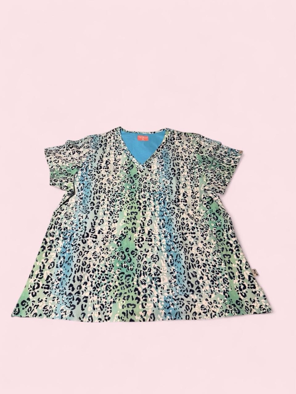 V-Neck Short Sleeve scrub top in Blue and Green Leopard Print